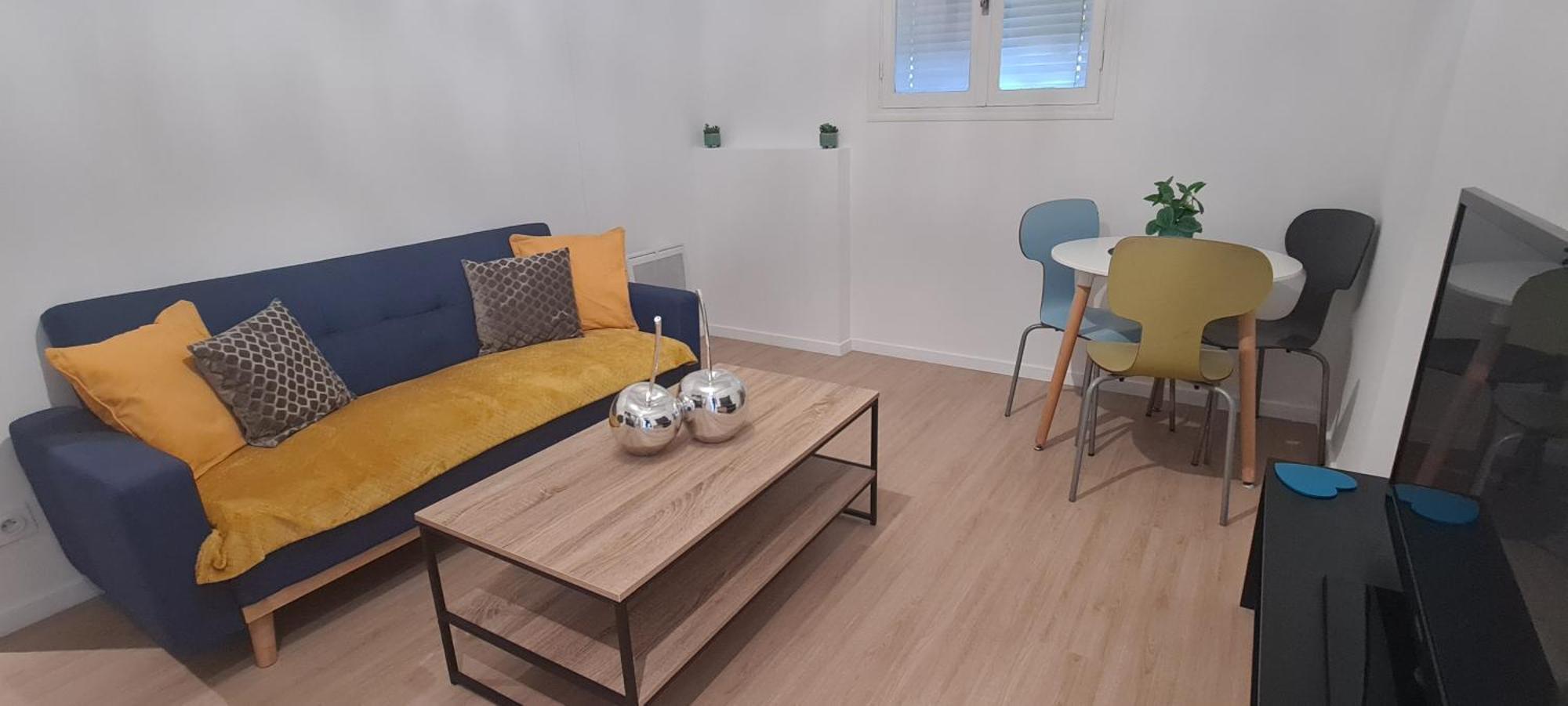 Tres Beau 2 Pieces A Appartement